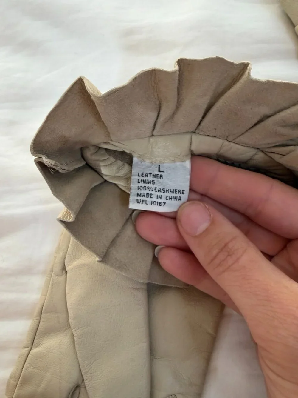 Leather And Cashmere Lining Off White Winter Gloves | Size Large